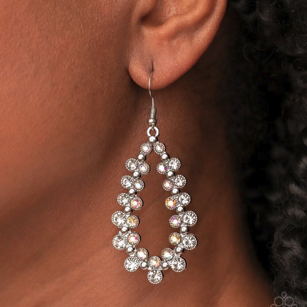Paparazzi Jewelry Accessories -Its About to GLOW Down - White Earrings - Vintage